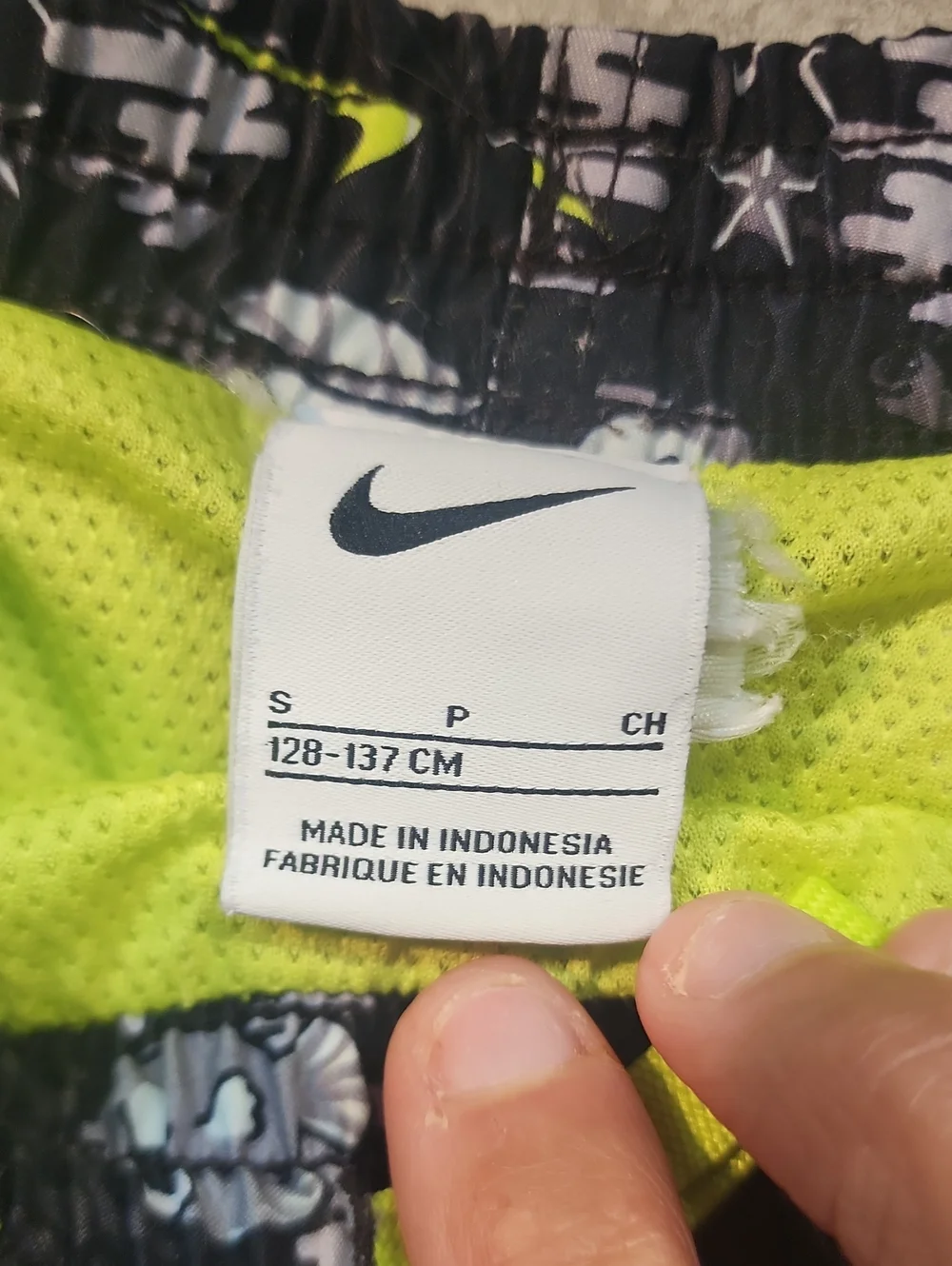 Nike Swim Trunks For Boys 6 To 7 Yrs Old Size Small